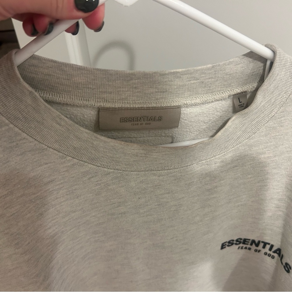 Essentials Crewneck - image 4